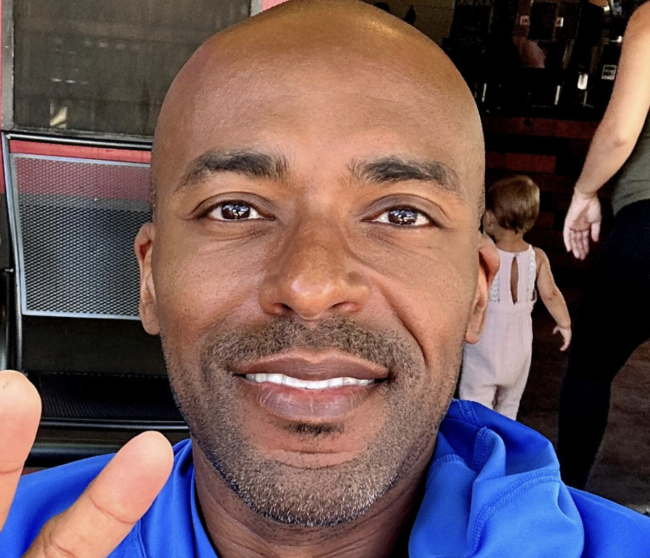 From Lone Wolf to Connected Leader